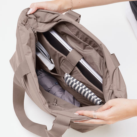 Puffer Tote Bag 'Oyster' – Monochrome Edition GOT BAG