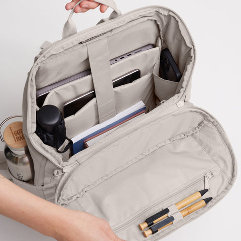 Pro Pack 'Clam' – Monochrome Edition GOT BAG