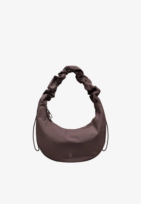 Moon Bag Ruffle 'Sea Lion' – Monochrome Edition