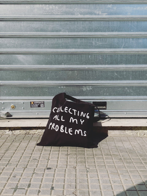 Jutebeutel 'Collecting All My Problems' – schwarz Yahya Studio