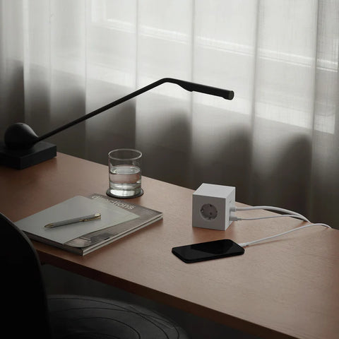 Steckdose 'Square 1' – Gotland Grey (mit Kabel) Avolt