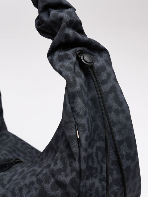Moon Bag Ruffle 'Cat Shark Black' – Monochrome Edition