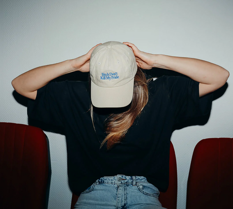 Cap 'Bitch Don't Kill My Pride' – beige DIVERSES