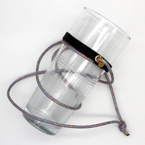 Weinglashalter 'Disco' – bunt metallic