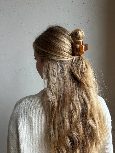 Haarklammer 'Josefin' – hazelnut Jona the Label