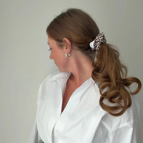 Everyday Scrunchies – brown gingham