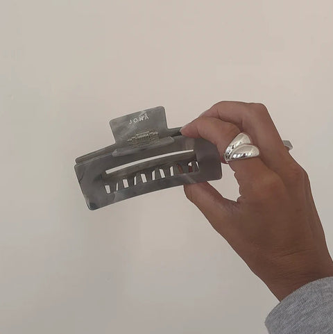 Haarklammer 'Mila' – foggy grey Jona the Label