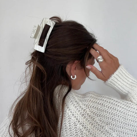 Haarklammer 'Mila' – beige swirl Jona the Label