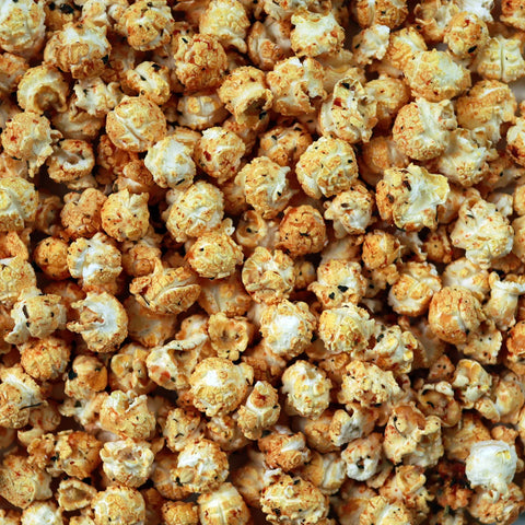 Popcorn von der Firma Knalle mit der Geschmacksrichtung Tomate Mediterrane Kräuter