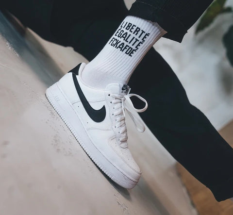 Tennissocken 'Liberté Egalité FCKAFD' – weiß Arrel