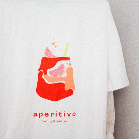 T-Shirt 'Sunday Aperitivo Club' - Backprint mit buntem Glas