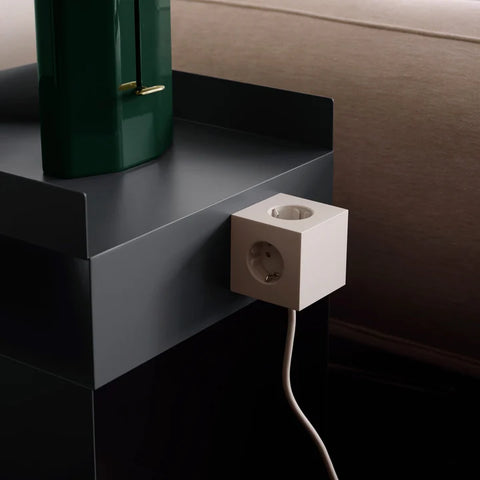 Steckdose 'Square 1' – Nomad Sand (mit Kabel) Avolt