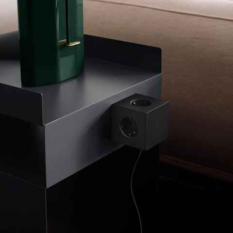 Steckdose 'Square 1' – Stockholm Black (mit Kabel) Avolt