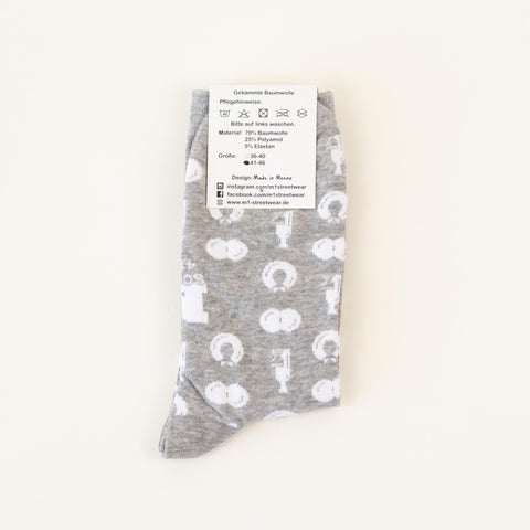 Socken 'Weck, Worscht & Woi' – grau M1 Streetwear