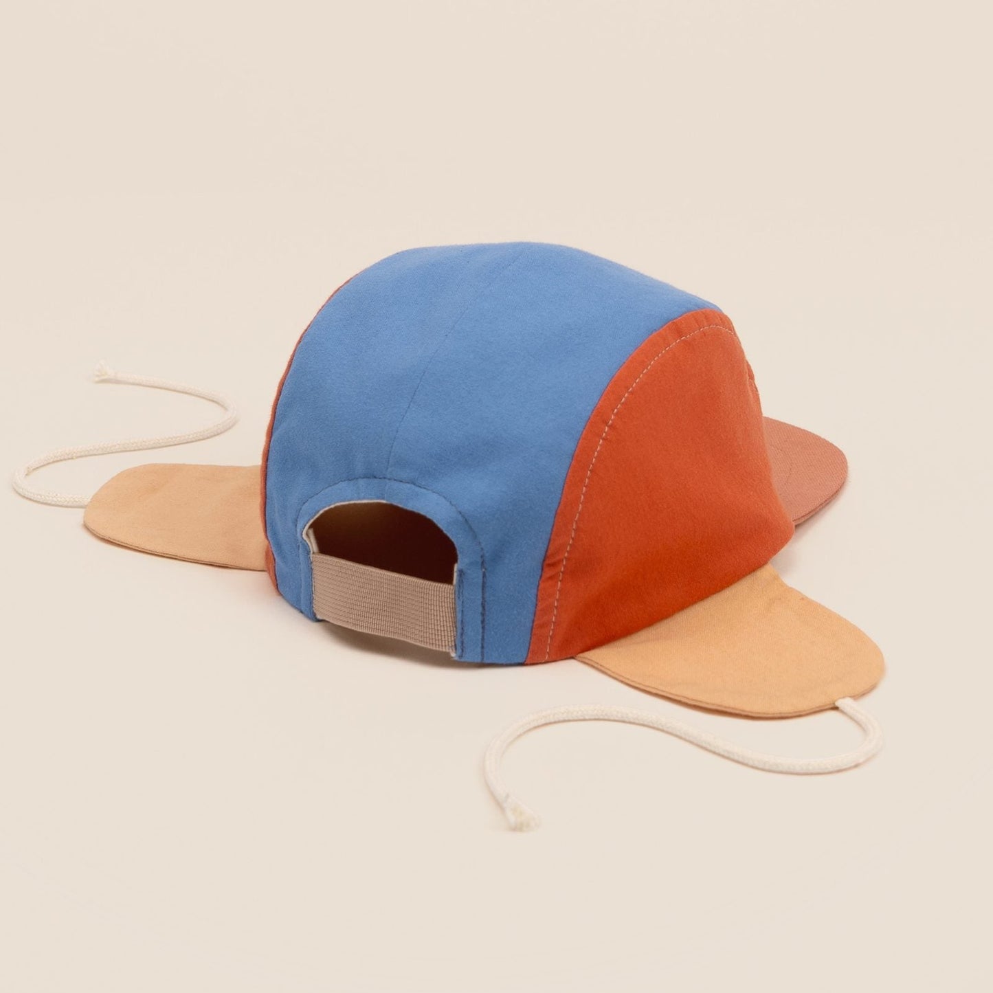 Cap 'Wolly' – Picnic Maremma New Kids in the House