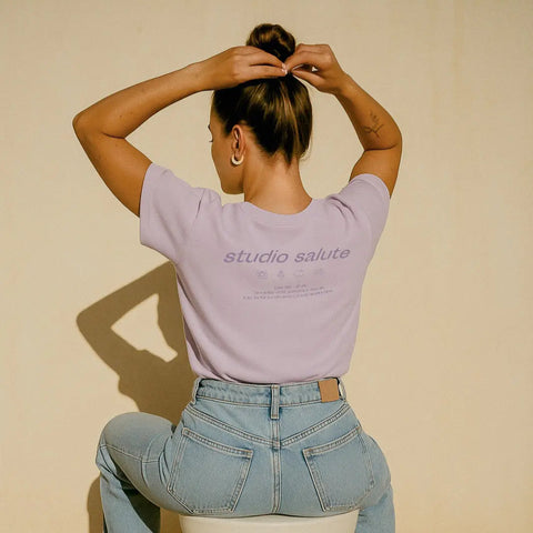 T-Shirt 'Studio Salute' – lavendel Larrys Fashion