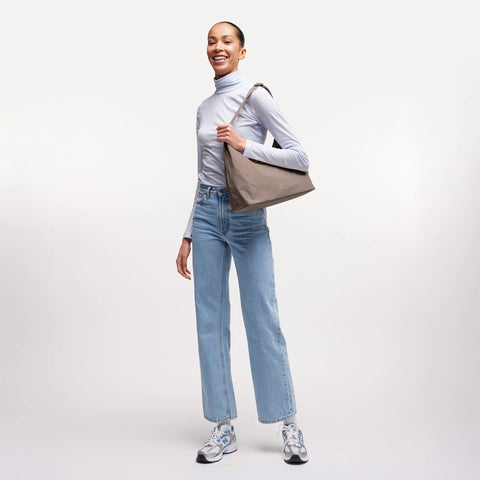 T-Shape Bag 'Oyster' – Monochrome Edition GOT BAG