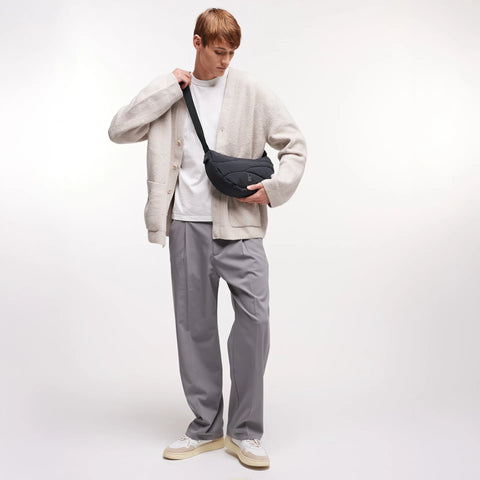 Wavy Puffer Moon Bag 'Black' – Monochrome Edition GOT BAG