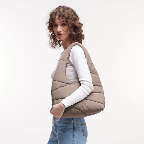 Wavy Puffer Shoulder Bag 'Oyster' – Monochrome Edition GOT BAG