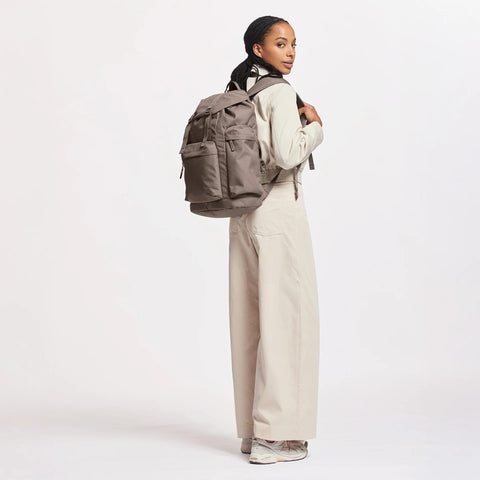 Flap Pack Large 'Oyster' GOT BAG
