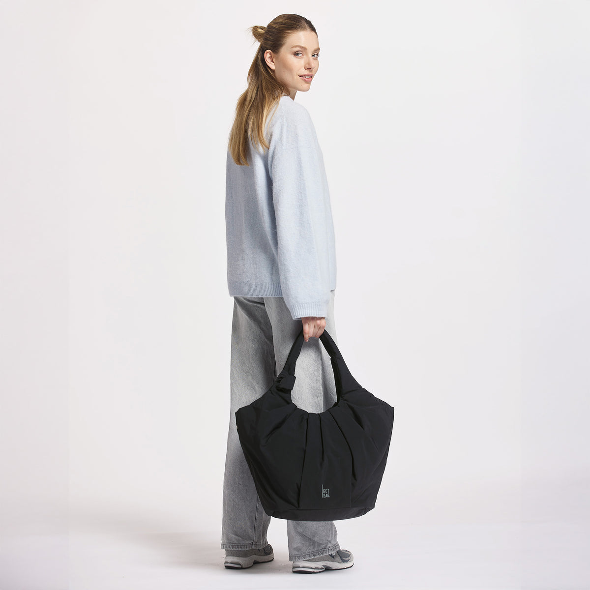 Pleat Tote Bag 'Black' – Monochrome Edition GOT BAG