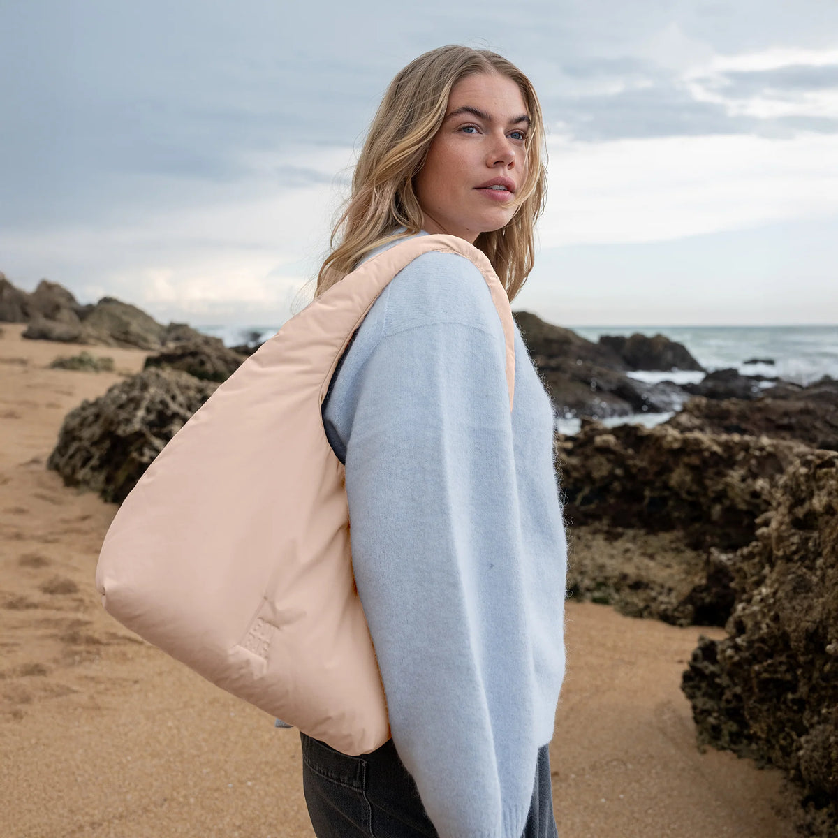 Cloud Shoulder Bag 'Pearl' – Monochrome Edition GOT BAG