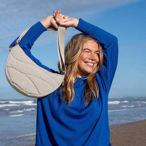 Wavy Puffer Moon Bag 'Scallop' – Monochrome Edition GOT BAG