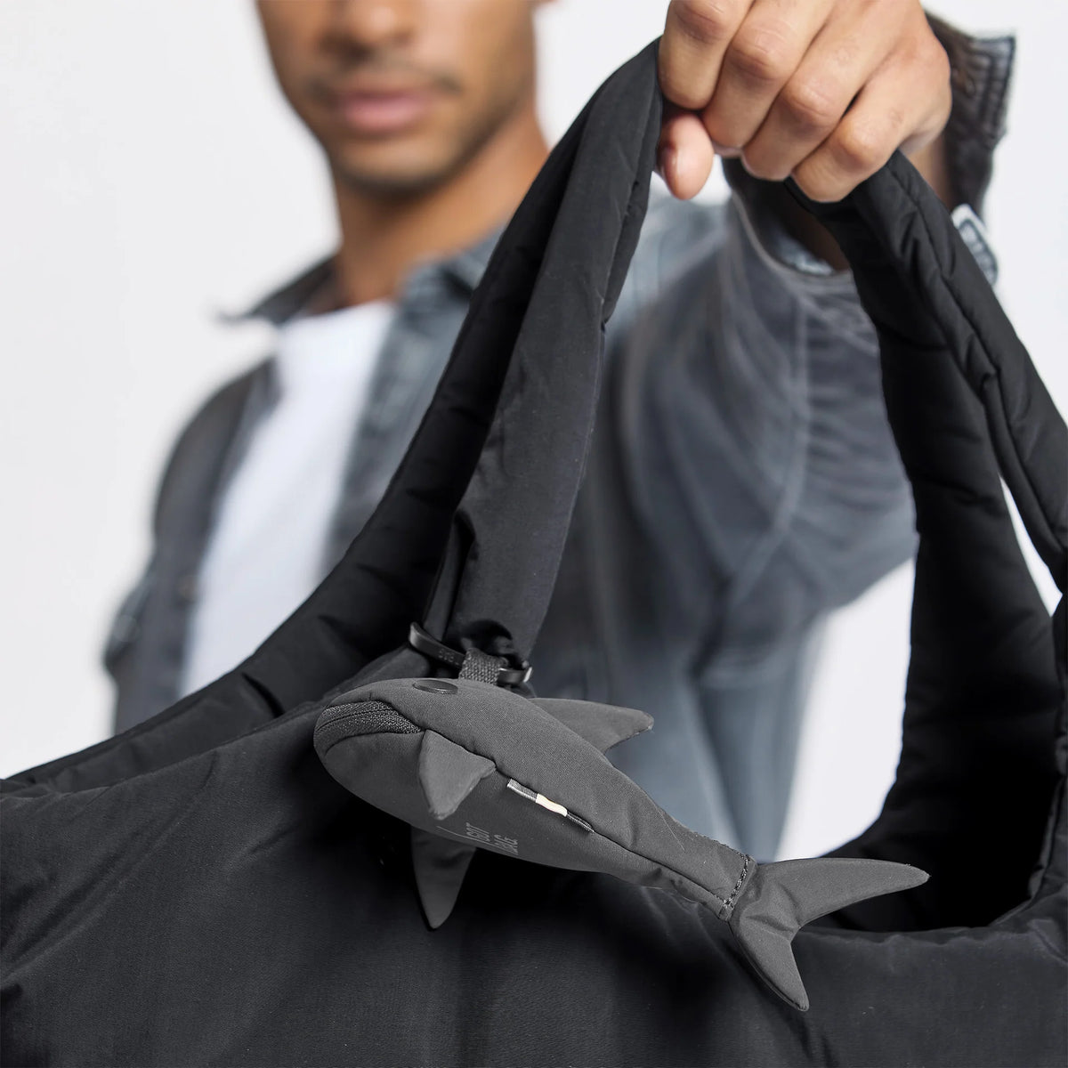 Charm 'Shark' GOT BAG