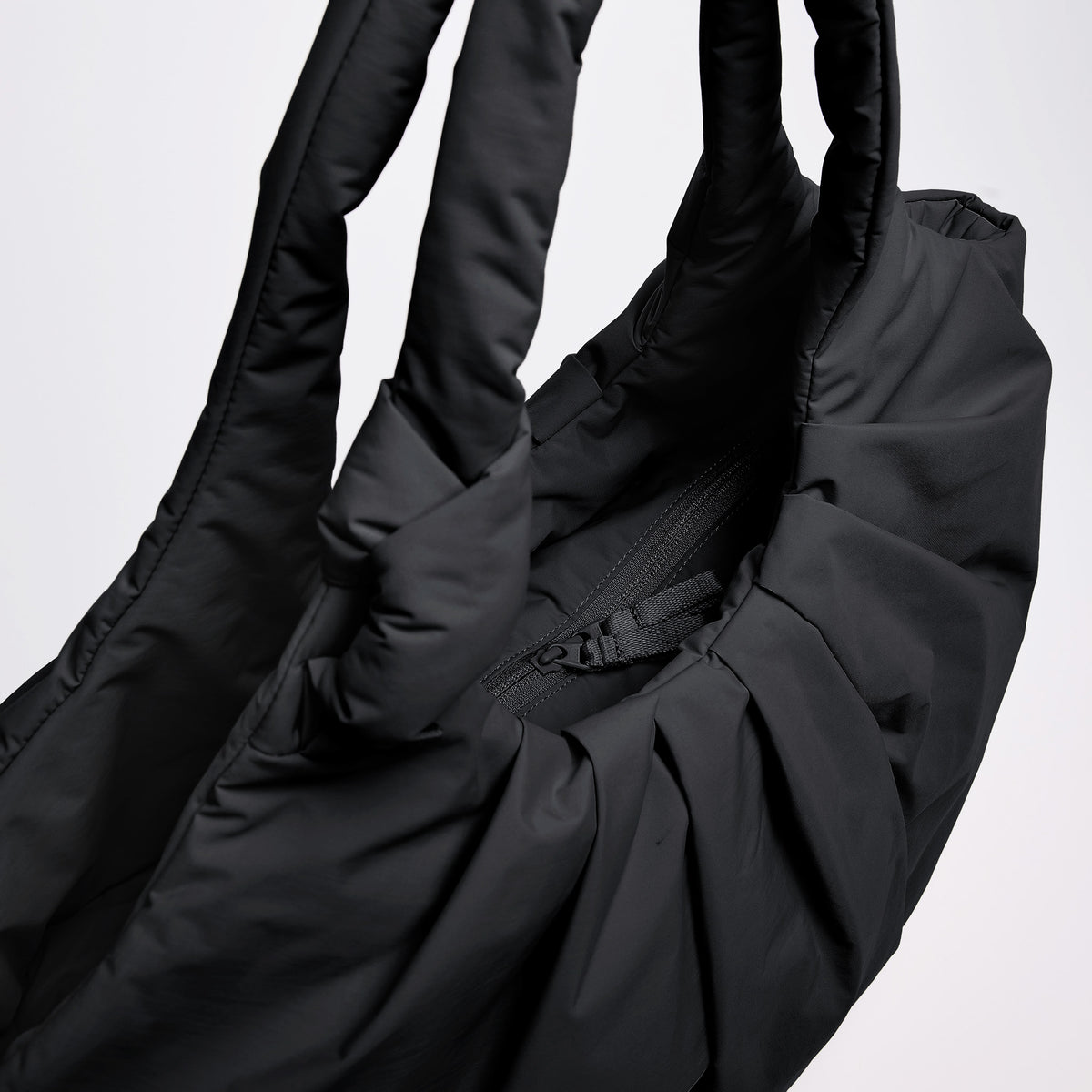 Pleat Tote Bag 'Black' – Monochrome Edition GOT BAG