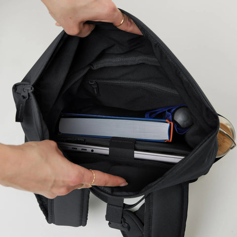 RollTop Easy Small 'Black' – Monochrome Edition GOT BAG