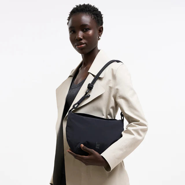 Clam Bag 'Black' GOT BAG