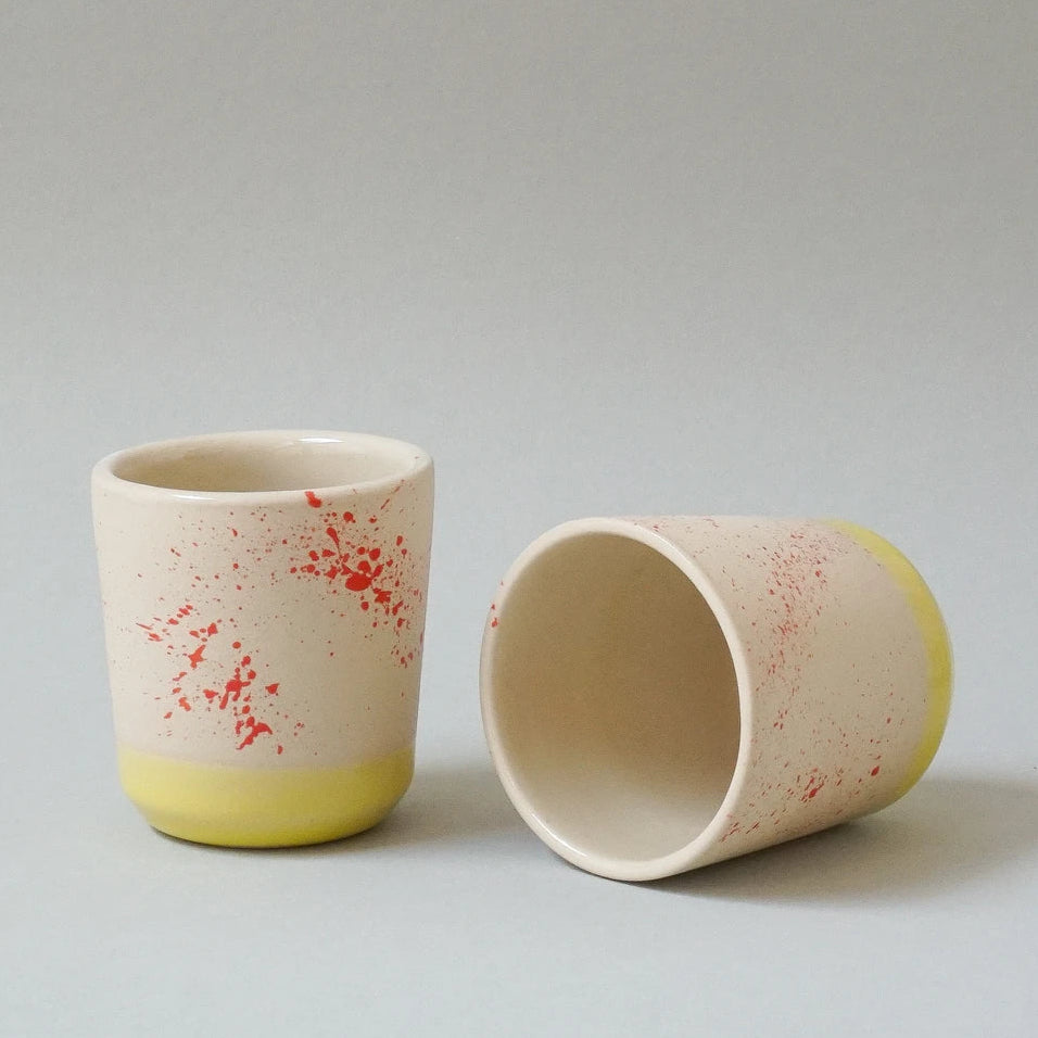 Cortado-Becher 'Lys' – Poppy Splash indre Ceramics