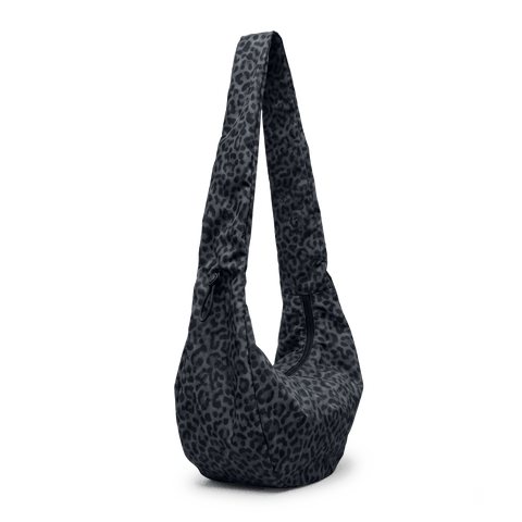 Moon Bag Ruffle 'Cat Shark Black' – Monochrome Edition