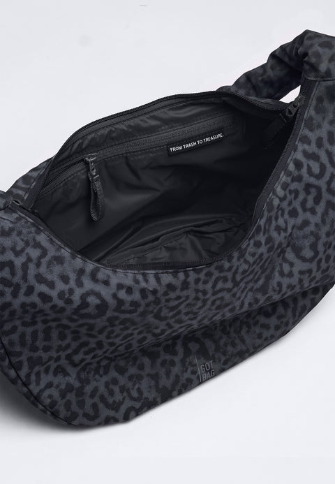 Moon Bag Ruffle 'Cat Shark Black' – Monochrome Edition