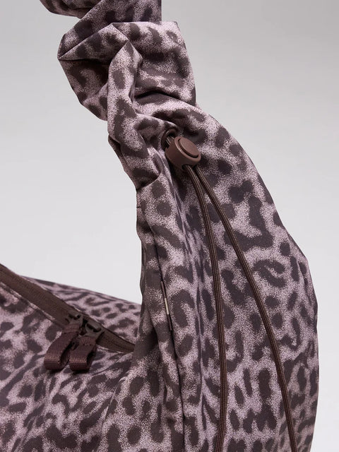 Moon Bag Ruffle 'Cat Shark Sea Lion' – Monochrome Edition GOT BAG