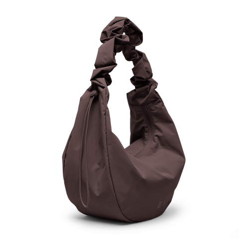 Moon Bag Ruffle 'Sea Lion' – Monochrome Edition GOT BAG
