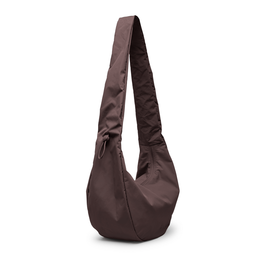 Moon Bag Ruffle 'Sea Lion' – Monochrome Edition GOT BAG