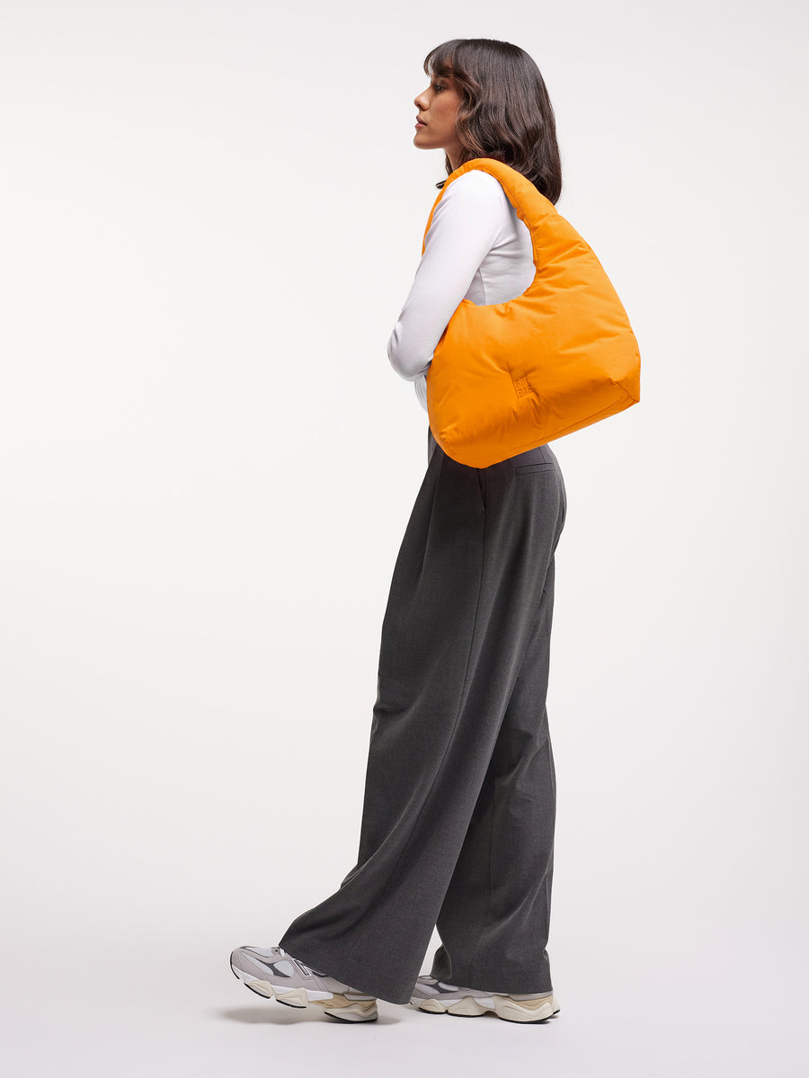 Cloud Shoulder Bag 'Clownfish' – Monochrome Edition GOT BAG