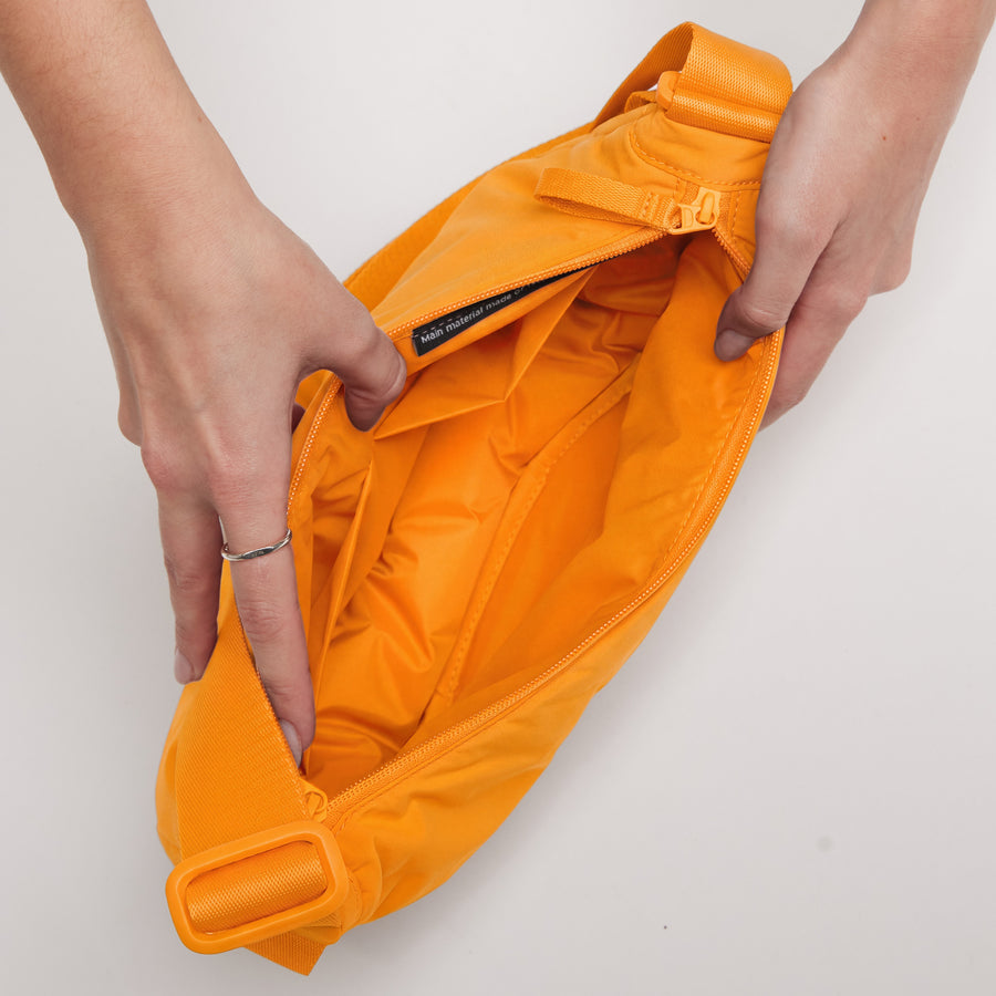 Cloud Moon Bag Small 'Clownfish' – Monochrome Edition GOT BAG
