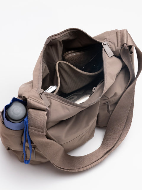 Pocket Sling Bag 'Oyster' – Monochrome Edition