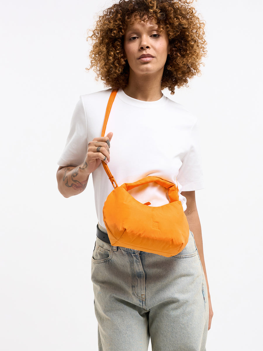 Cloud Bead Bag 'Clownfish' – Monochrome Edition GOT BAG