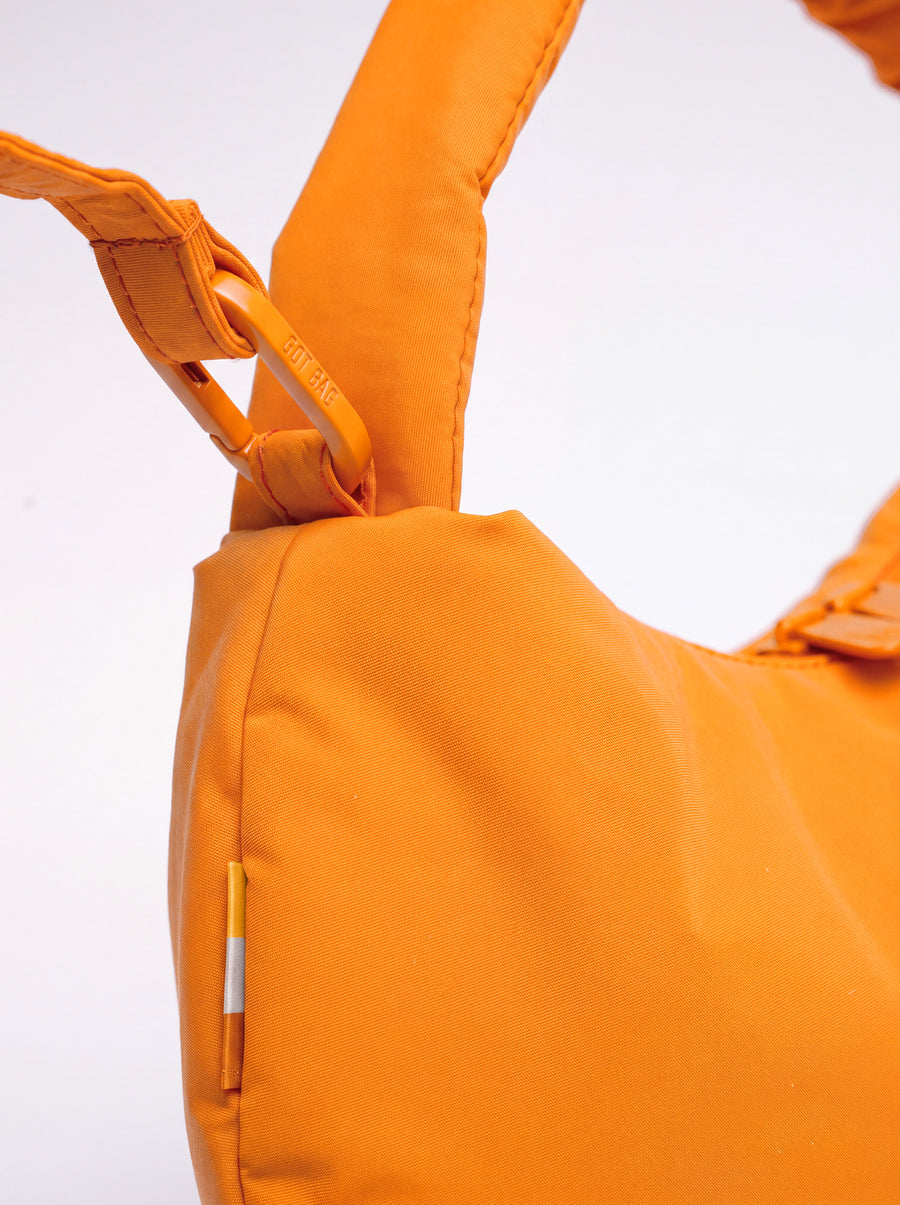 Cloud Bead Bag 'Clownfish' – Monochrome Edition GOT BAG