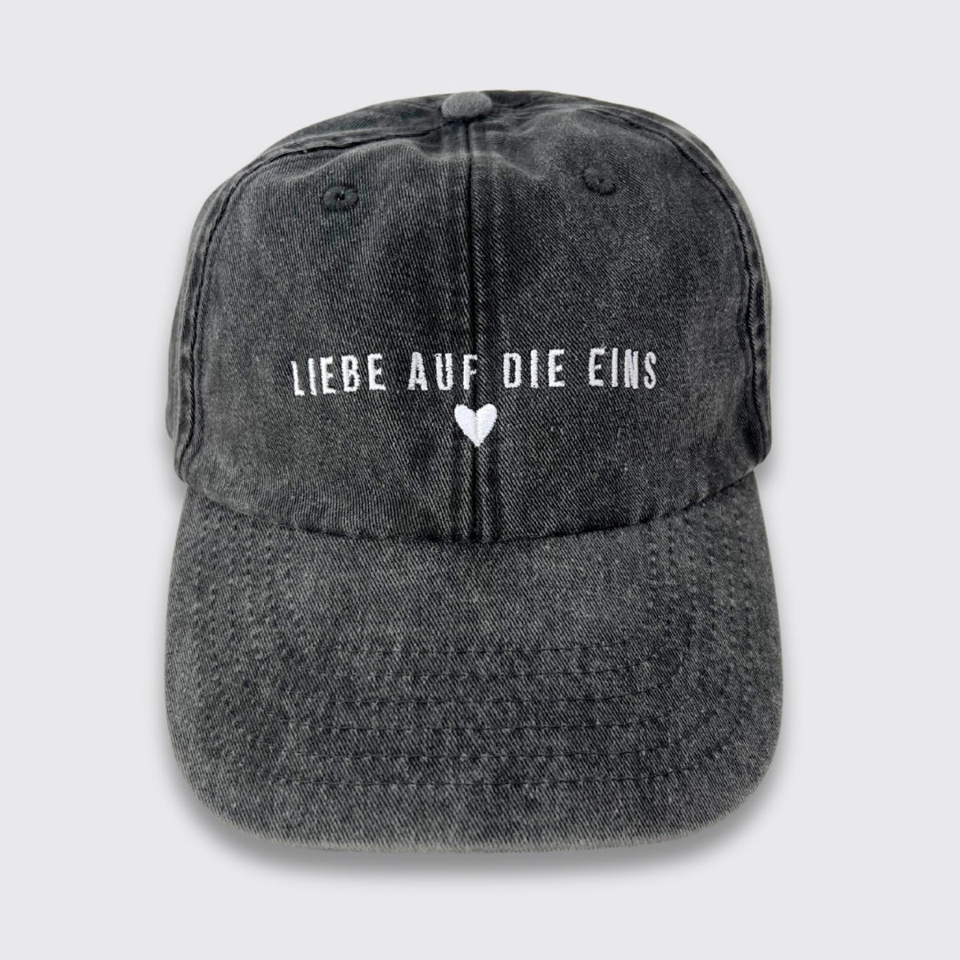 Cap 'Liebe auf die Eins' – vintage Black Bee Proud