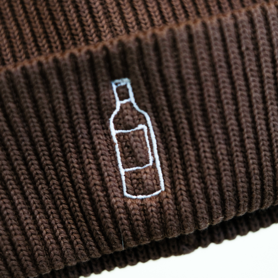 Beanie 'Weinflasche' – braun Charles