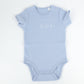 Babybody 'Weck Worscht Woi' – hellblau Charles