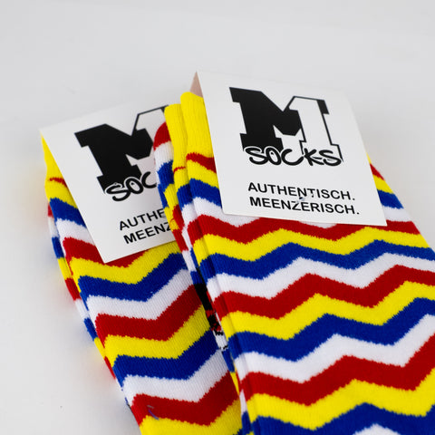 Fastnachtssocken 'Zickzack‘ – vierfarbbunt M1 Streetwear