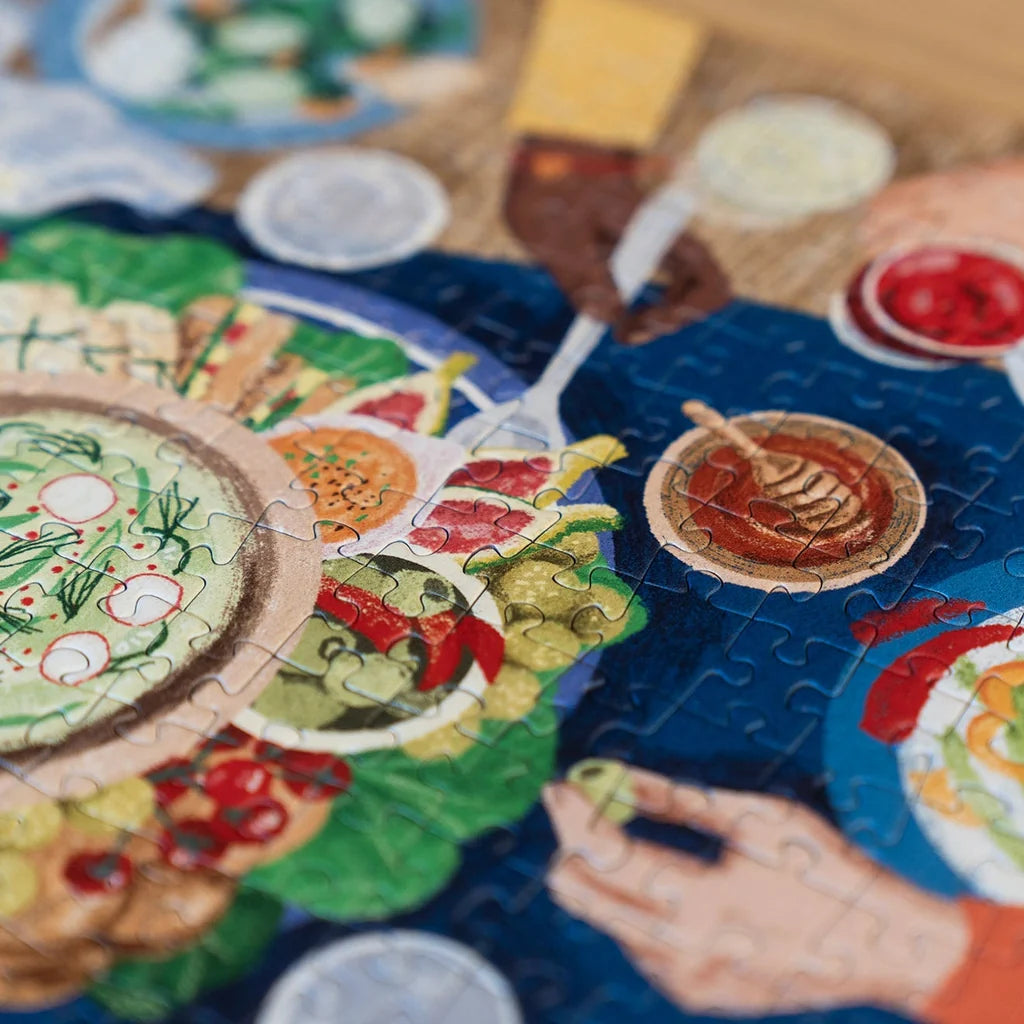 Puzzle 'Dinner with friends'