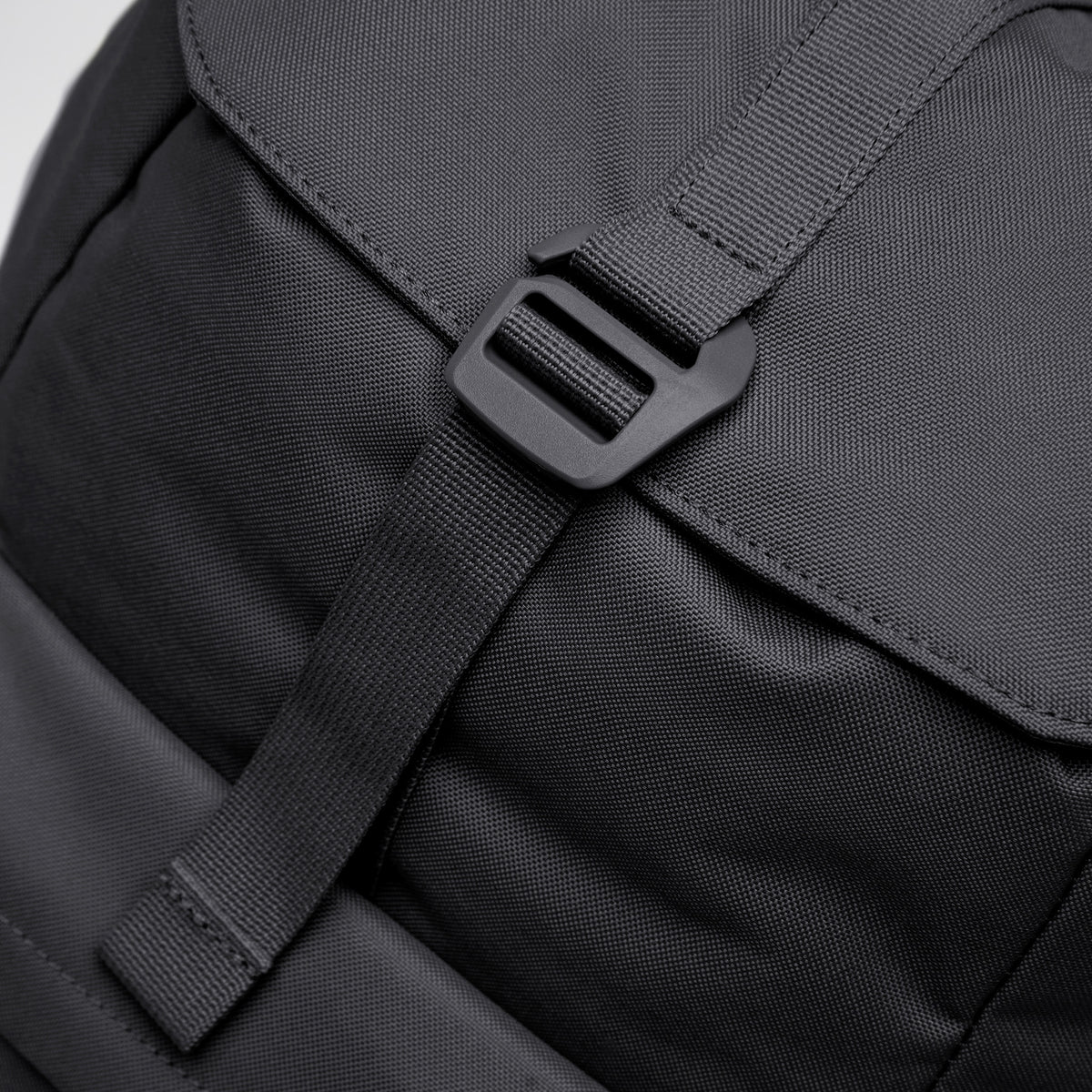 Flap Pack 'Black' GOT BAG