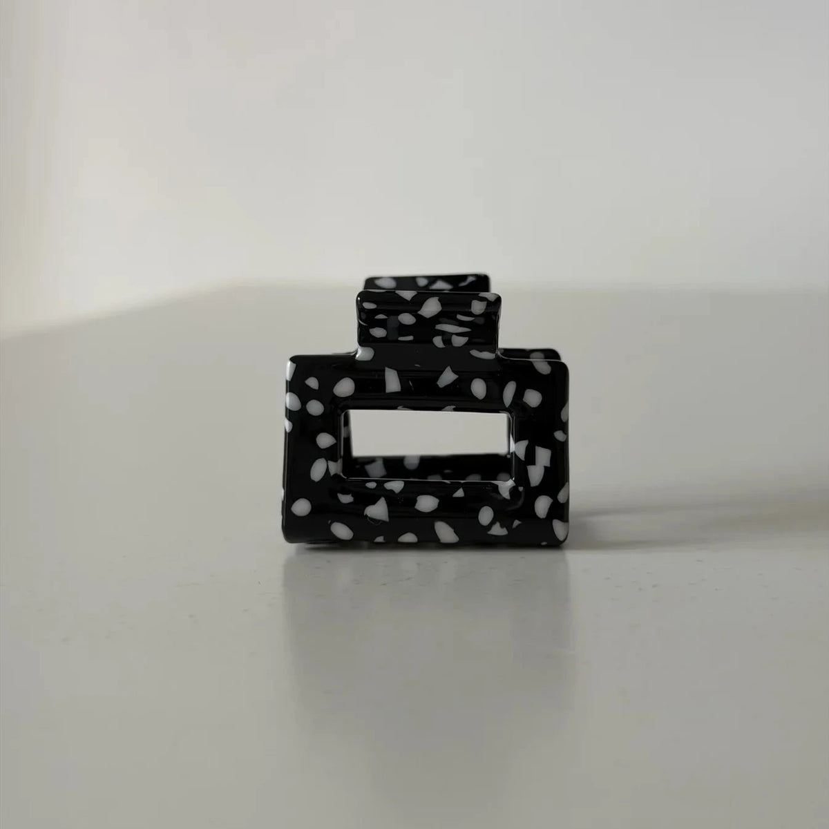 Haarklammer 'Ava' – black sesame