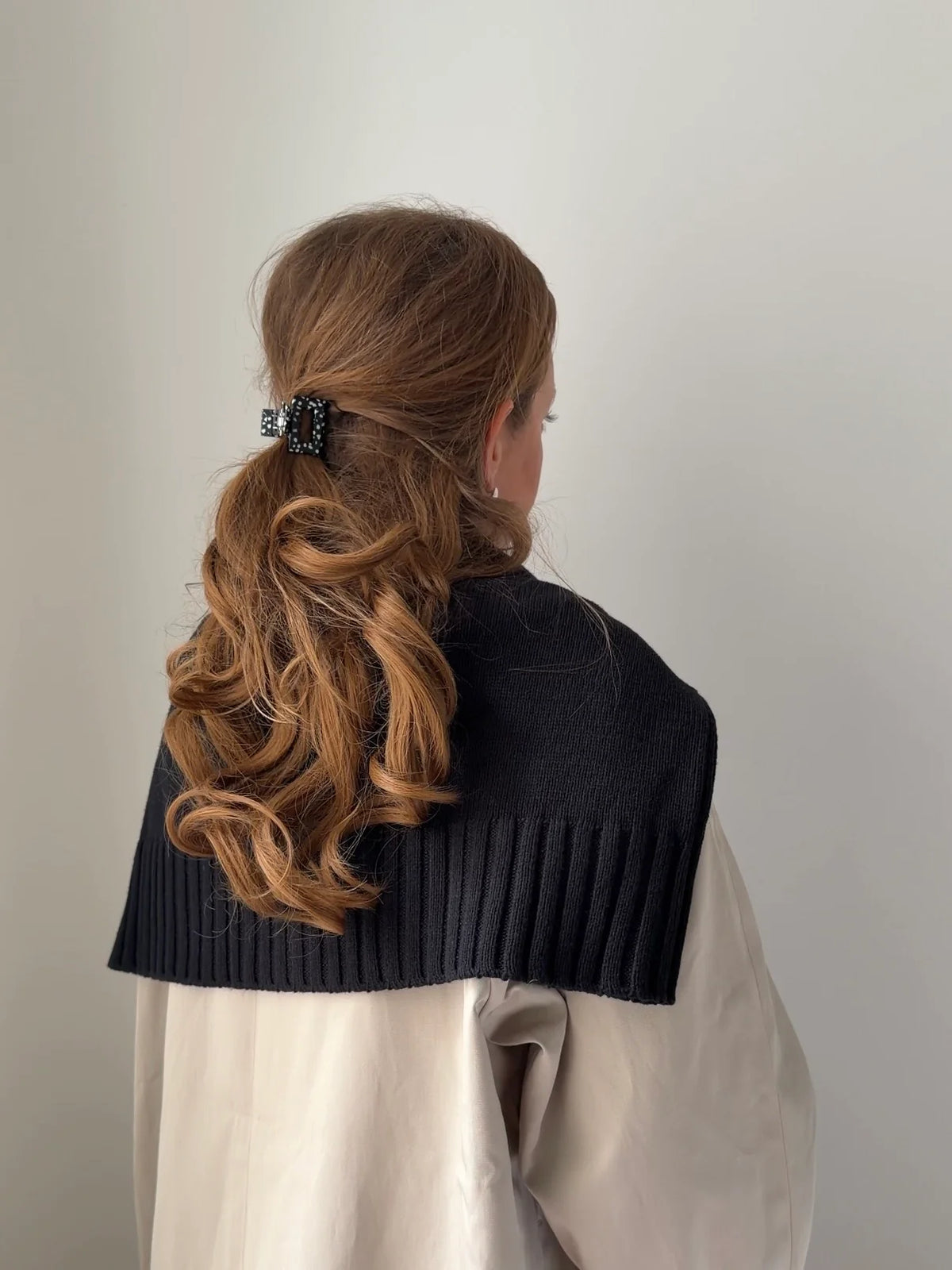 Haarklammer 'Ava' – black sesame Jona the Label
